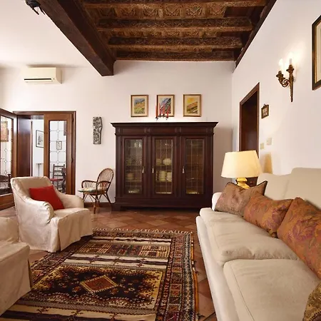 Appartement Historical Downtown